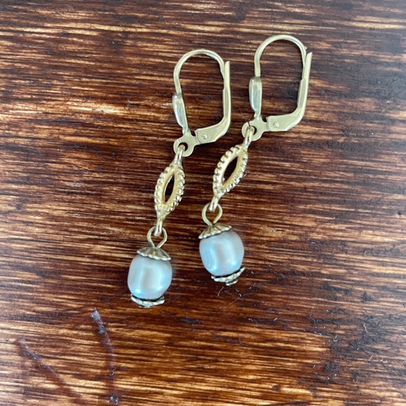 French Clip | Women’s Earrings | Pearl Drop | Gold | Green | Art Deco - Picture 2 of 3